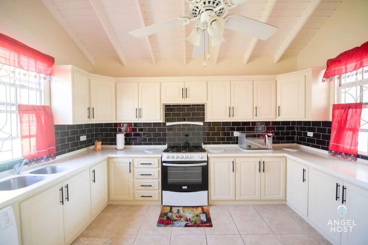 Beachy Cottage I Kitchen I Wi-Fi I Shaded Cabana I Parking Saint Philip Ngoại thất bức ảnh