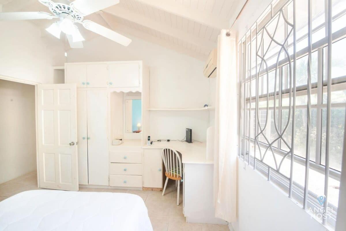 Beachy Cottage I Kitchen I Wi-Fi I Shaded Cabana I Parking Saint Philip Ngoại thất bức ảnh